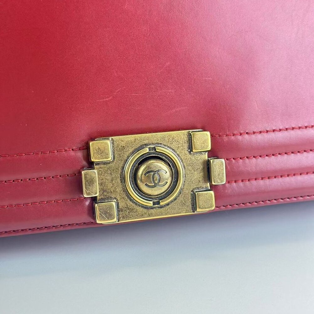 Chanel Red Leather Large Boy Bag Shoulder Bag Crossbody - Picture 7 of 9
